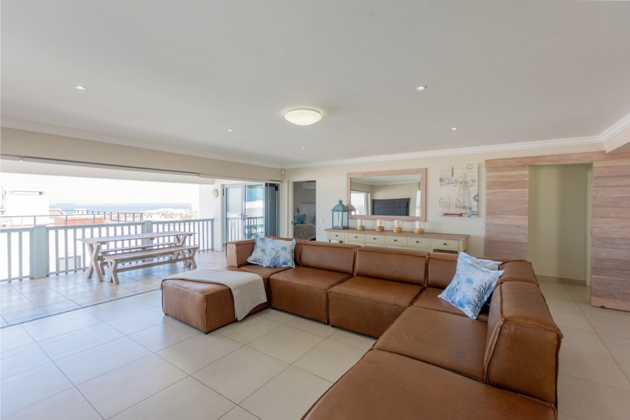 5 Bedroom Property for Sale in Paradise Beach Western Cape